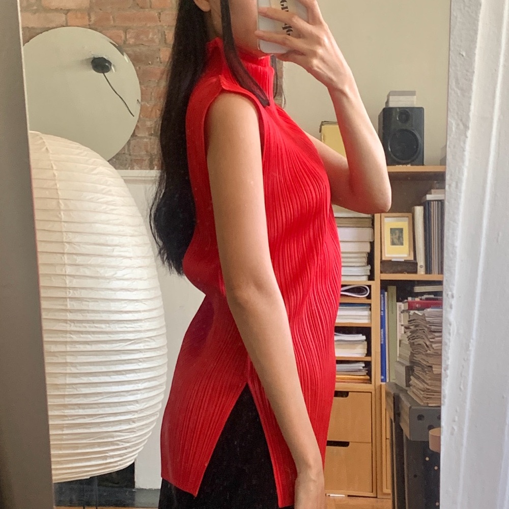 Issey Miyake Pleats Please Turtleneck Tank Red JP3 - Picture 2 of 7